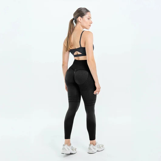 Legginsy Modelujące 3D — zdjęcie lifestyle